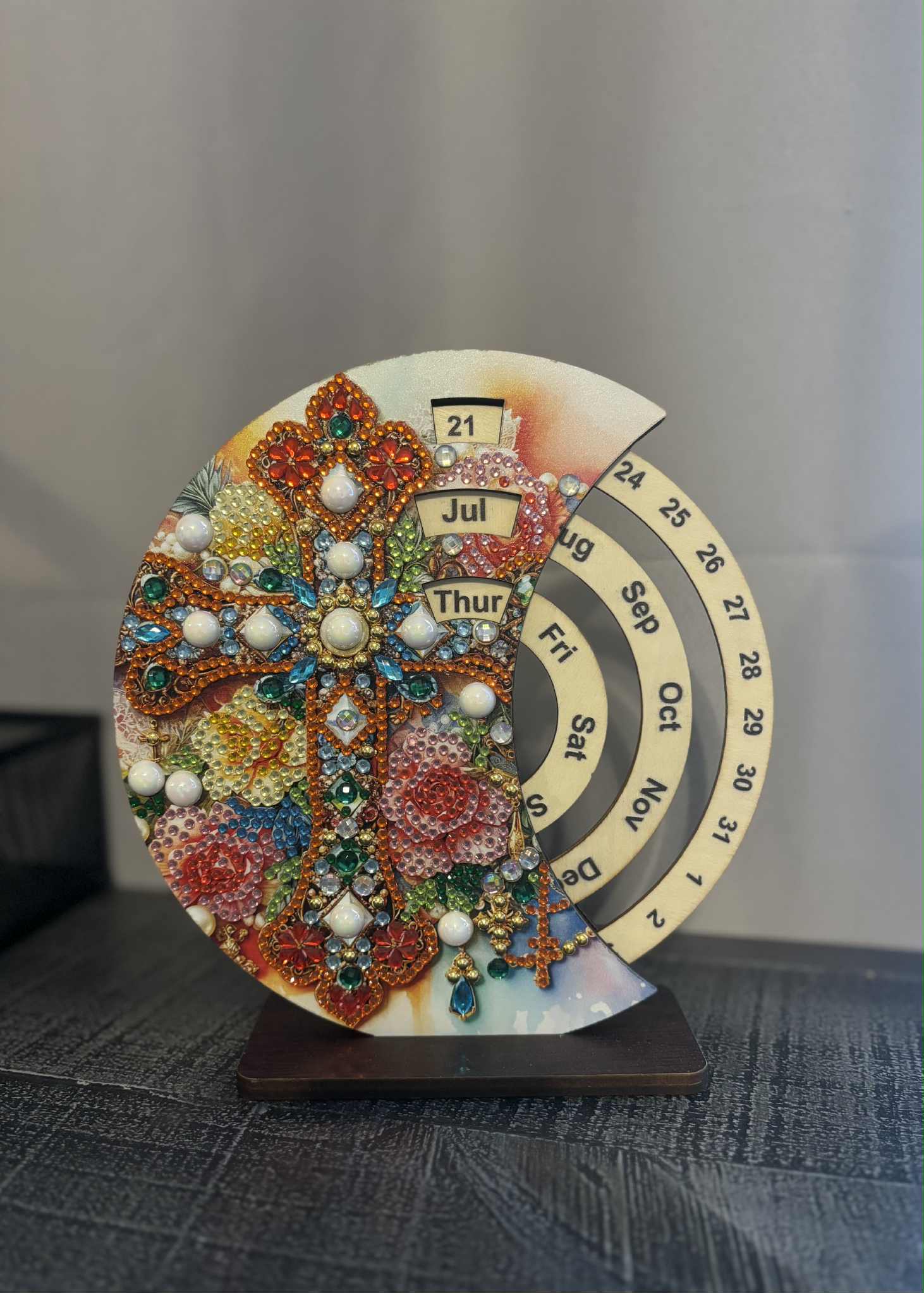 Diamond Art Wooden Perpetual Calendar